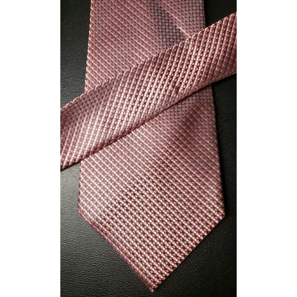 Geoffrey Beene Men's Mini Grid Red Tie 100% Silk